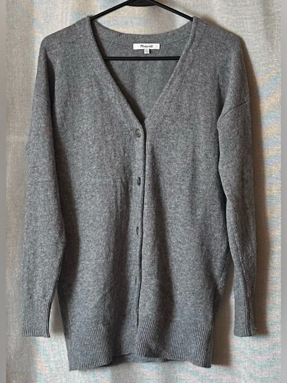 Madewell•merino wool button-down cardigan•XXS•light gray•tortoise shell buttons